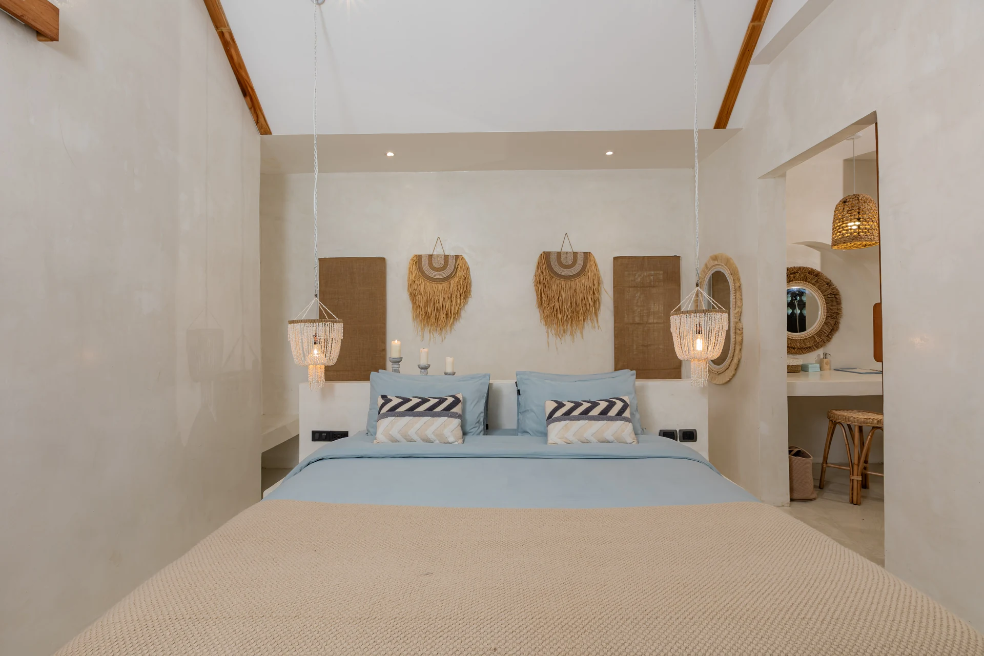 Comfort Villa — boho living room with rattan seating (Villa Ginger) — photo 6