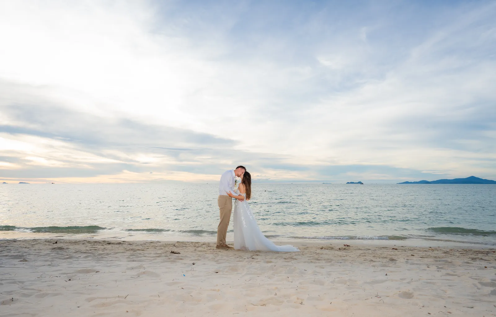 Cape Beach Villa wedding setting — photo 17
